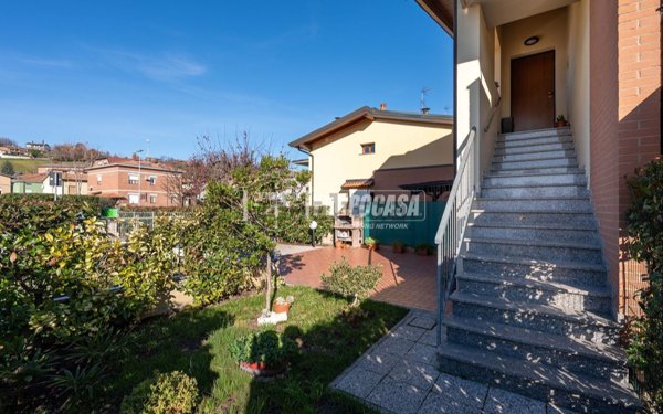 appartamento in vendita a Castellarano in zona Tressano