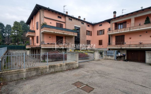 appartamento in vendita a Castellarano in zona Roteglia