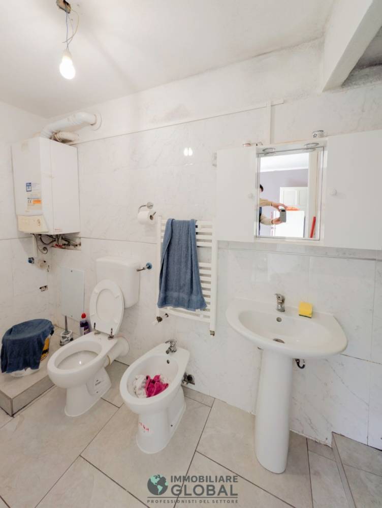 casa indipendente in vendita a Castellarano in zona Roteglia