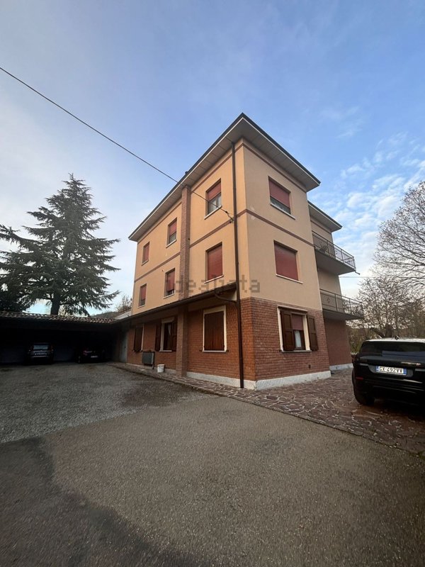 appartamento in vendita a Castellarano in zona Roteglia