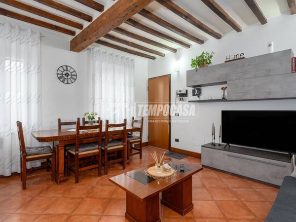 appartamento in vendita a Castellarano in zona Tressano