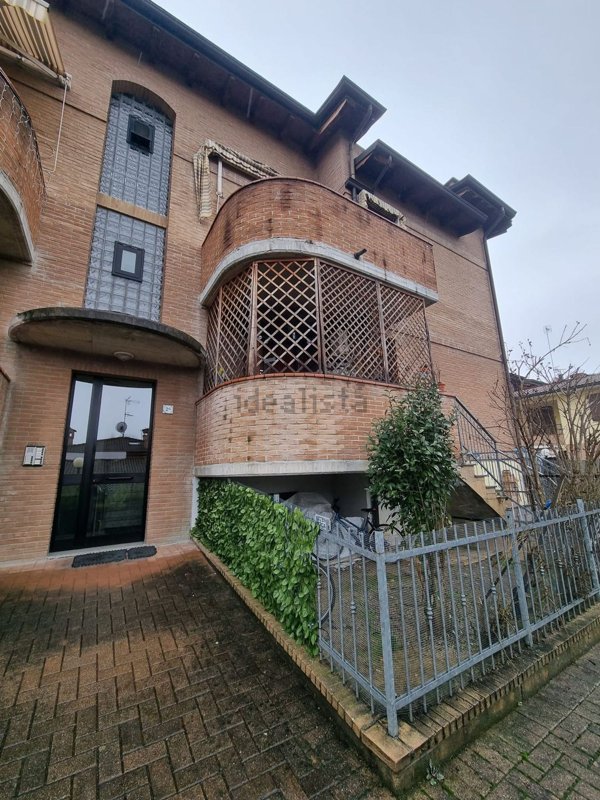 appartamento in vendita a Castellarano in zona Roteglia