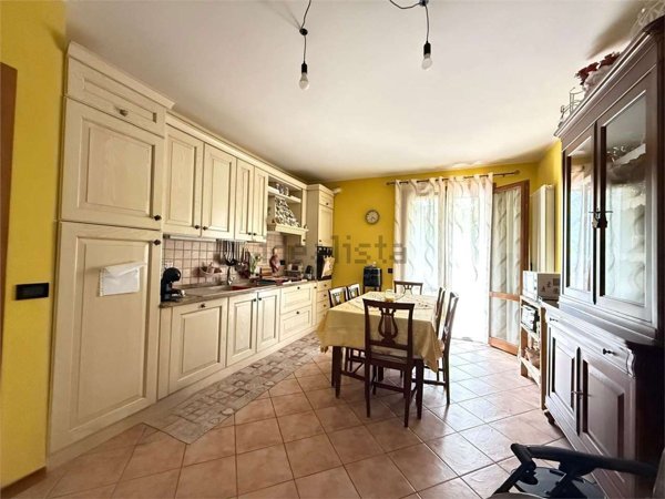 appartamento in vendita a Castellarano in zona Roteglia