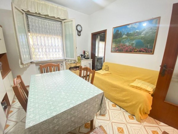 appartamento in vendita a Castellarano in zona Tressano