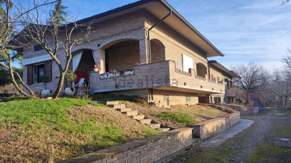 casa indipendente in vendita a Castellarano