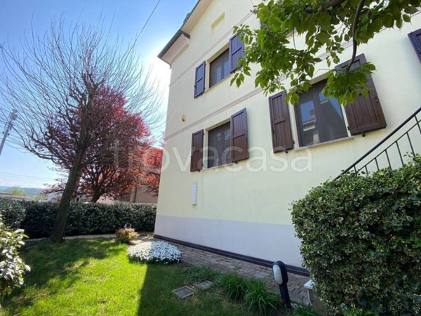 casa indipendente in vendita a Castellarano