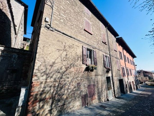 casa indipendente in vendita a Castellarano