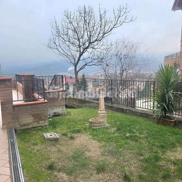 appartamento in vendita a Castellarano in zona Roteglia