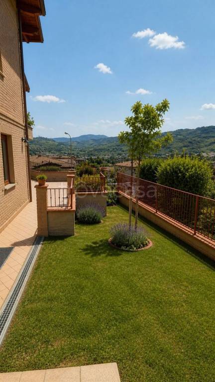 appartamento in vendita a Castellarano in zona Roteglia