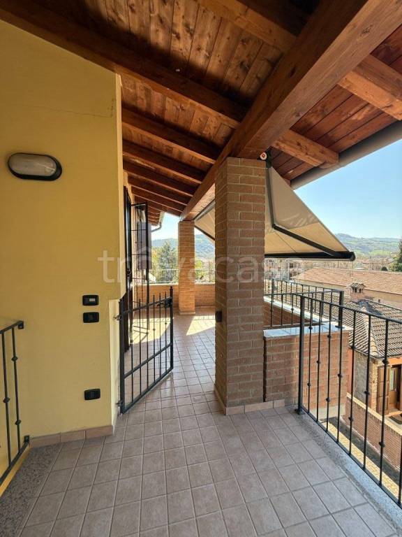 appartamento in vendita a Castellarano in zona Roteglia