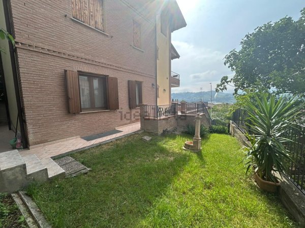 appartamento in vendita a Castellarano in zona Roteglia