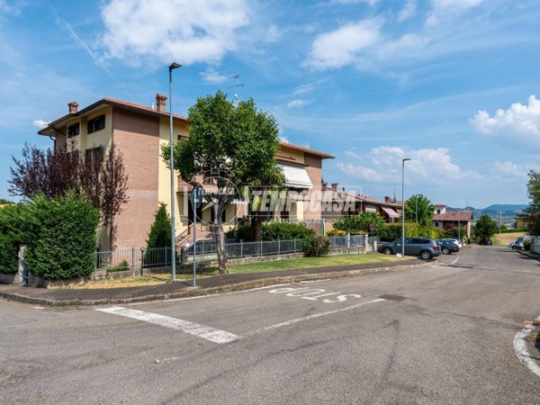 appartamento in vendita a Castellarano in zona San Valentino