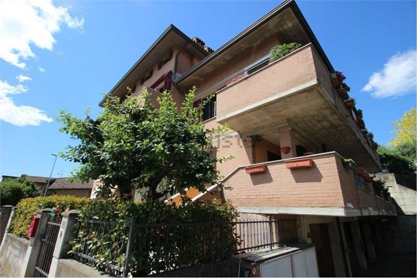 appartamento in vendita a Castellarano in zona Cadiroggio