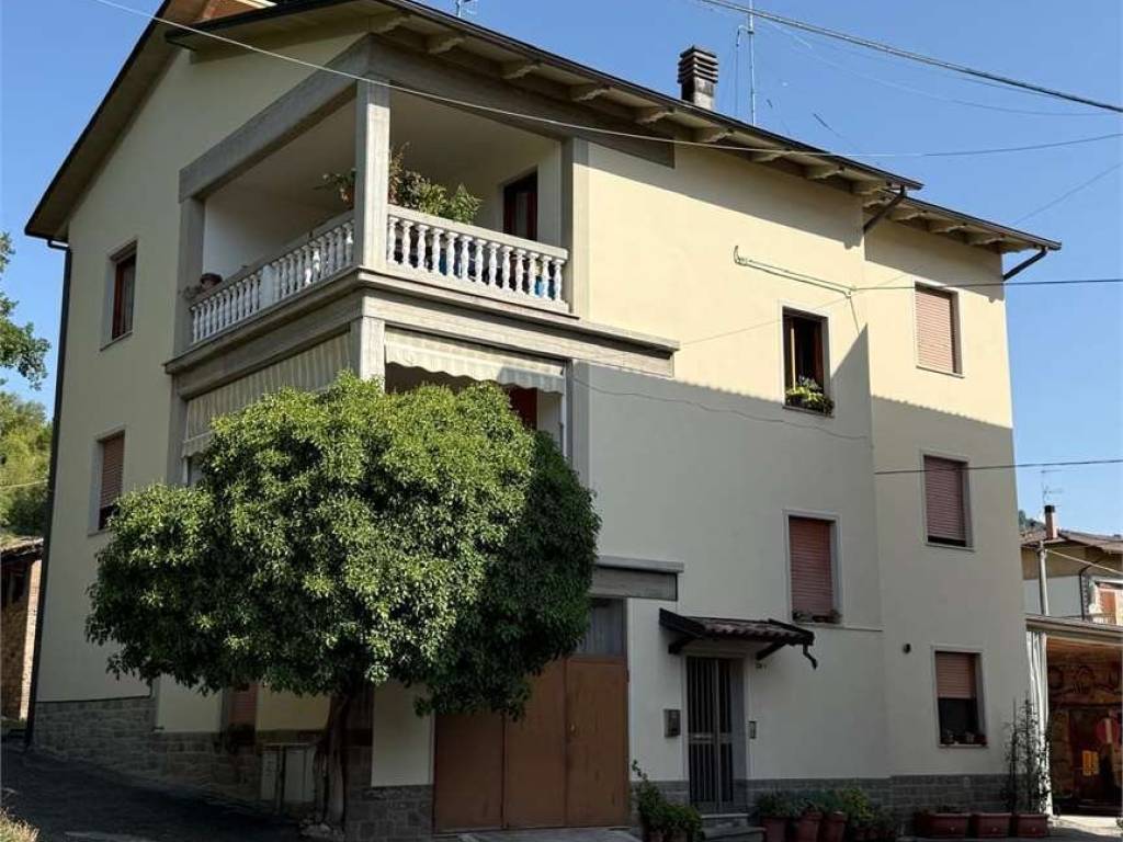 appartamento in vendita a Castellarano in zona Roteglia