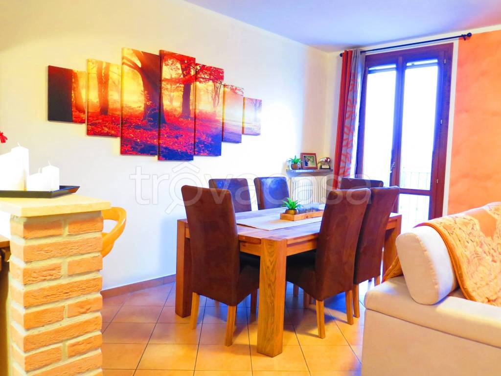 appartamento in vendita a Castelnovo di Sotto in zona Meletole