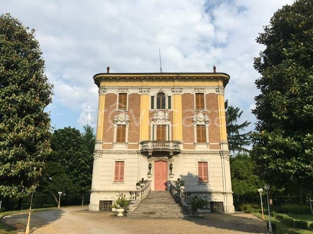 villa in vendita a Castelnovo di Sotto