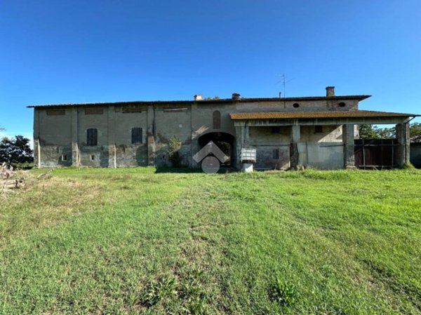 casa indipendente in vendita a Castelnovo di Sotto in zona San Savino