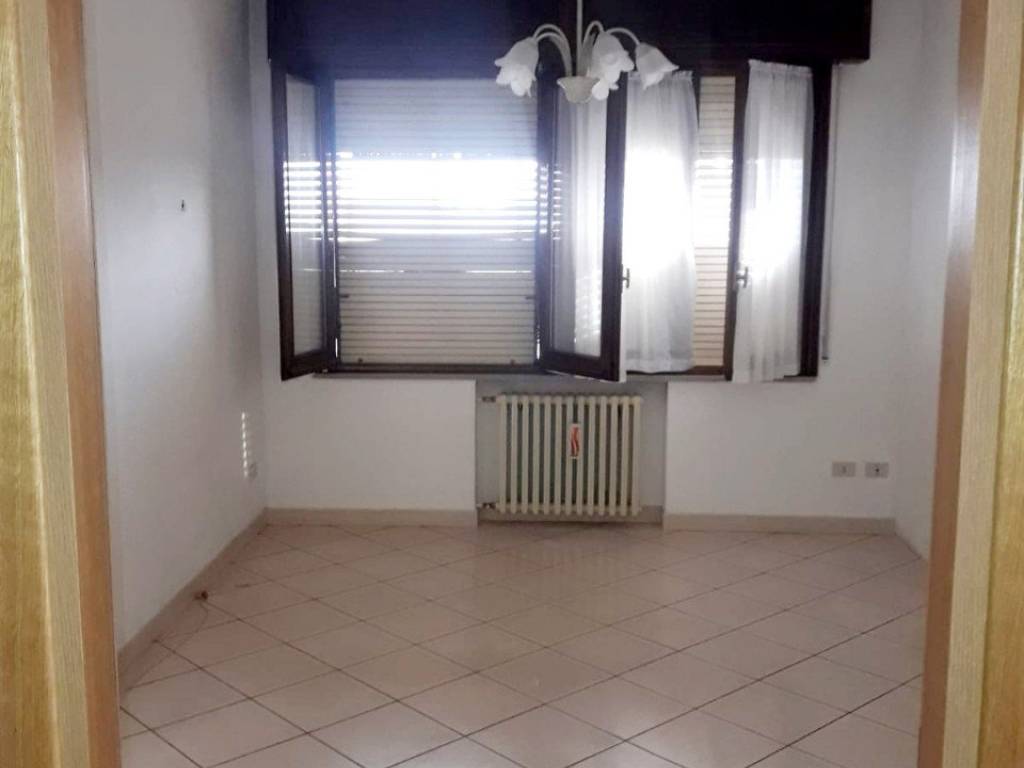 casa indipendente in vendita a Castelnovo di Sotto in zona Cogruzzo