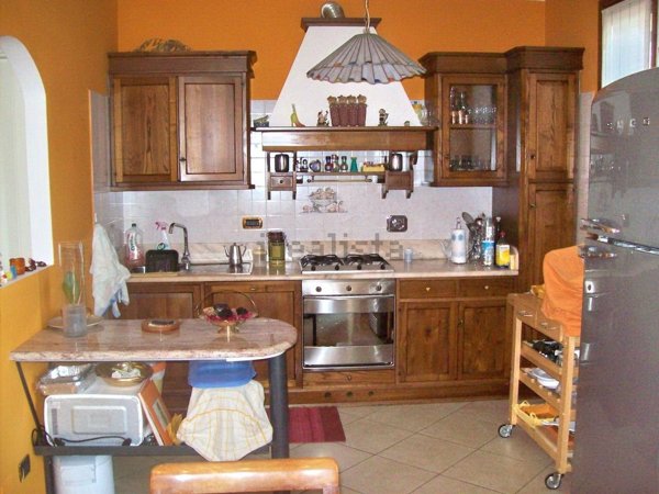 casa indipendente in vendita a Castelnovo di Sotto