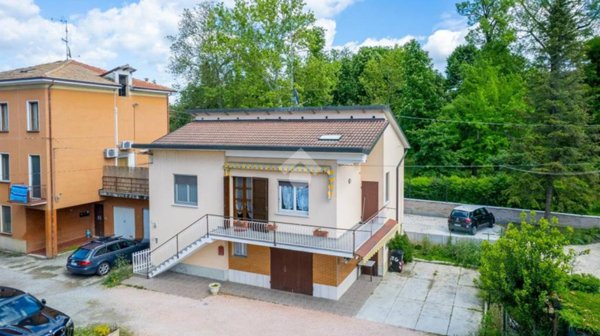 casa indipendente in vendita a Castelnovo di Sotto