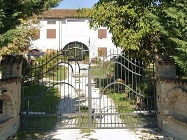 appartamento in vendita a Castelnovo di Sotto