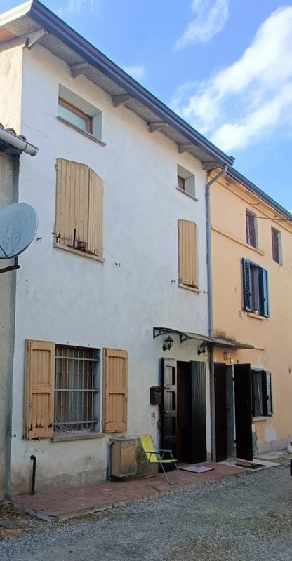 casa indipendente in vendita a Castelnovo di Sotto