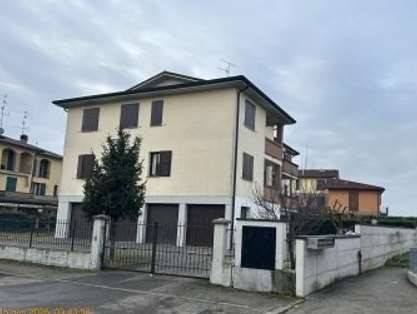 appartamento in vendita a Castelnovo di Sotto