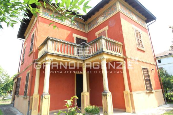 casa indipendente in vendita a Castelnovo di Sotto
