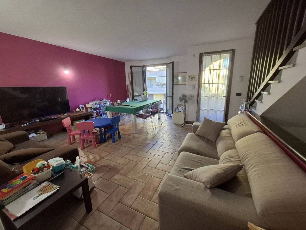 casa indipendente in vendita a Castelnovo di Sotto