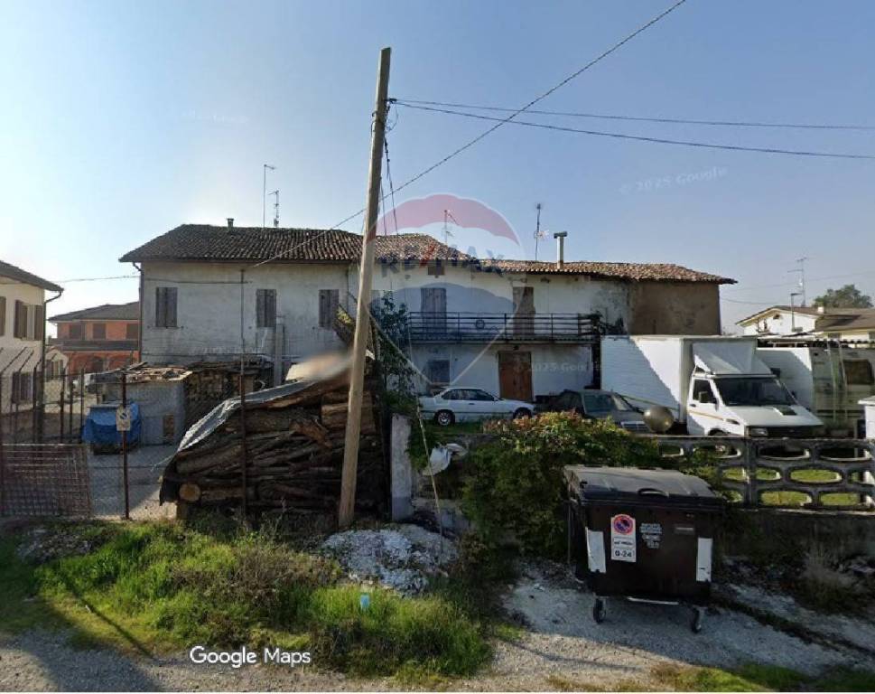 casa indipendente in vendita a Castelnovo di Sotto