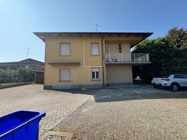 casa indipendente in vendita a Castelnovo di Sotto