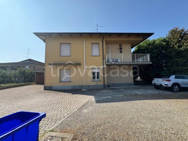 casa indipendente in vendita a Castelnovo di Sotto