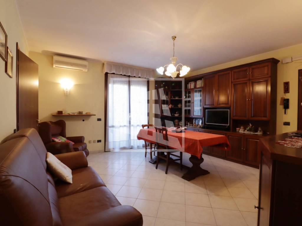 appartamento in vendita a Castelnovo di Sotto