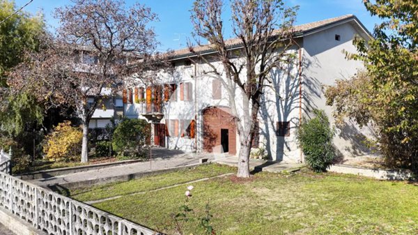 casa indipendente in vendita a Castelnovo di Sotto