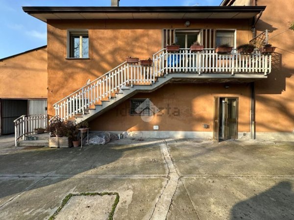 casa indipendente in vendita a Castelnovo di Sotto