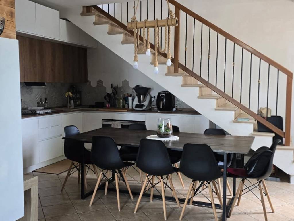 casa indipendente in vendita a Castelnovo di Sotto