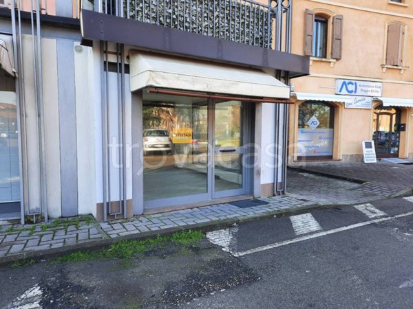 negozio in vendita a Castelnovo di Sotto