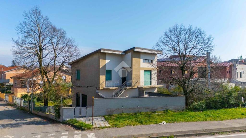 casa indipendente in vendita a Castelnovo di Sotto