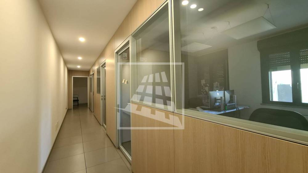 esavano in vendita a Castelnovo di Sotto