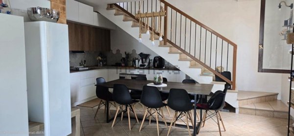 casa indipendente in vendita a Castelnovo di Sotto