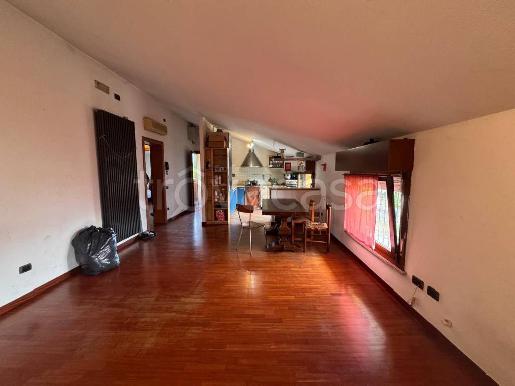 appartamento in vendita a Castelnovo di Sotto