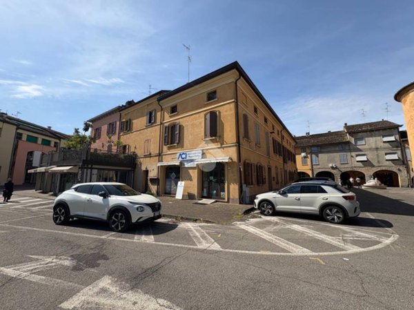 appartamento in vendita a Castelnovo di Sotto in zona Case Melli