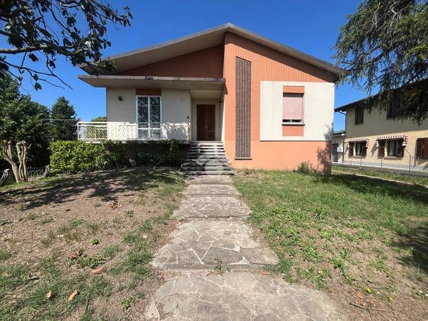casa indipendente in vendita a Castelnovo di Sotto