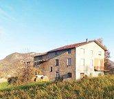 appartamento in vendita a Castelnovo ne' Monti in zona Berzana