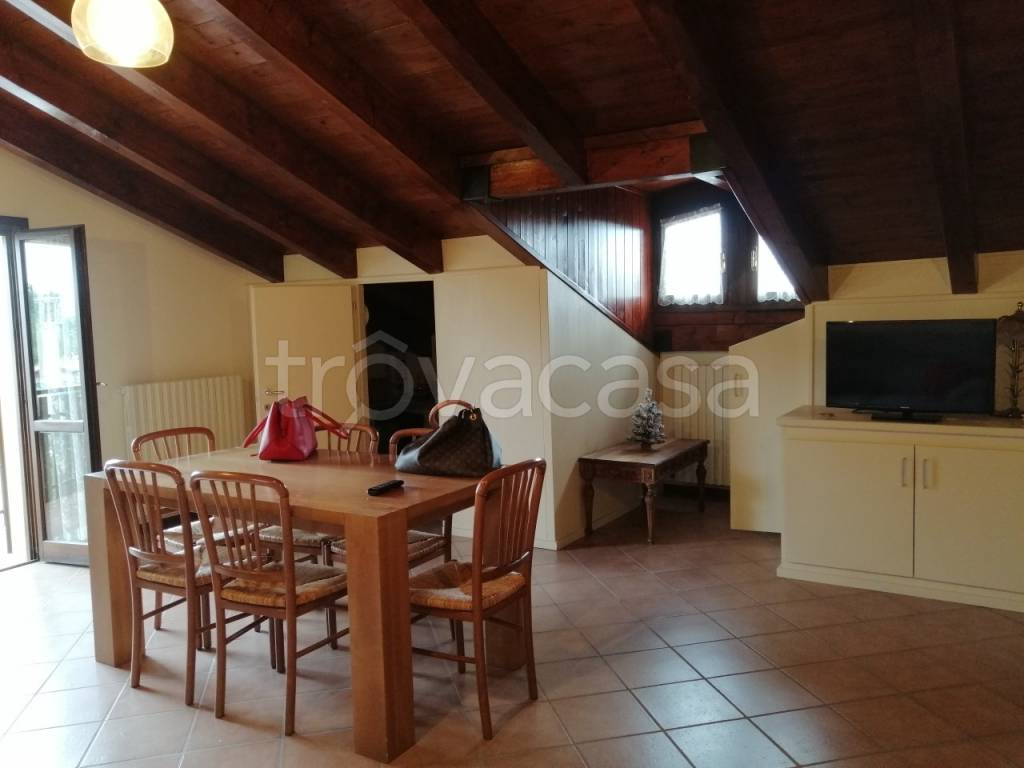 appartamento in vendita a Castelnovo ne' Monti