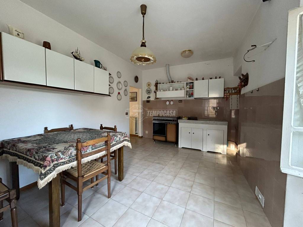 appartamento in vendita a Castelnovo ne' Monti in zona Monteduro