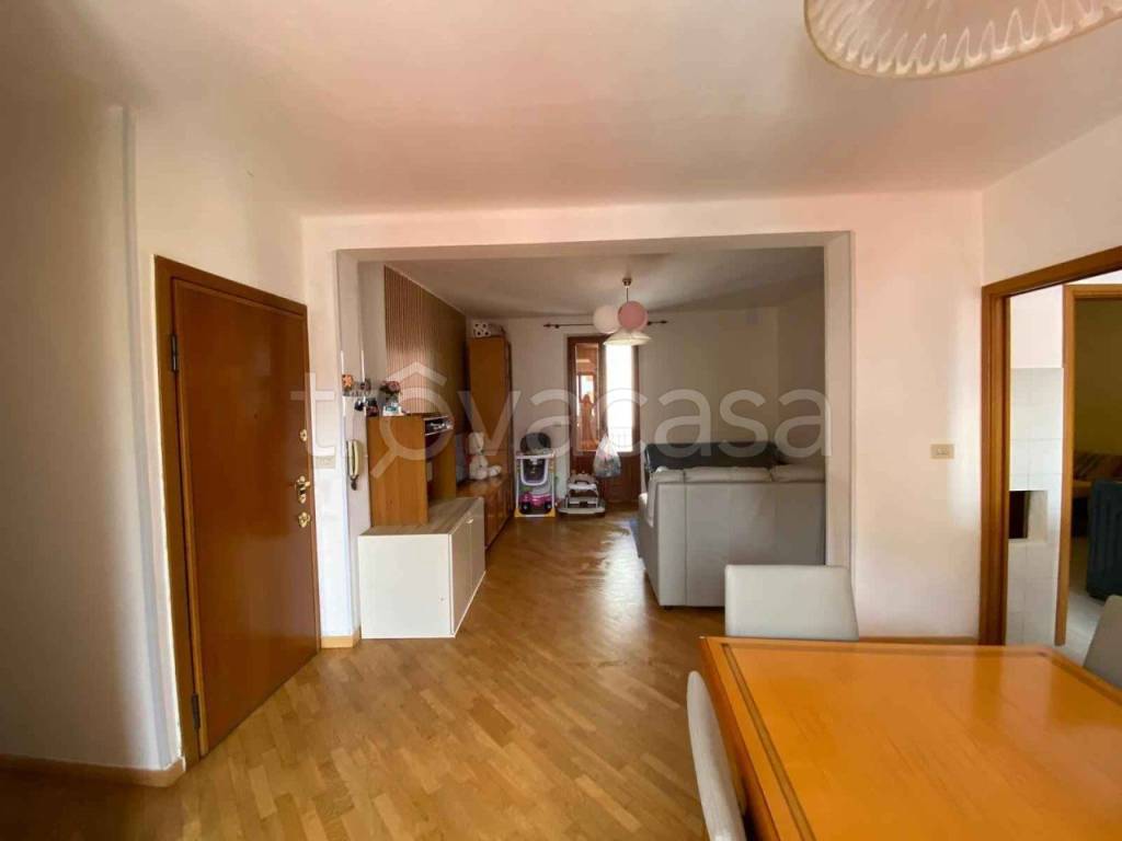 appartamento in vendita a Castelnovo ne' Monti