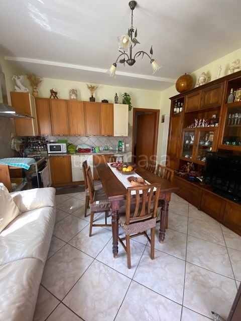 appartamento in vendita a Castelnovo ne' Monti