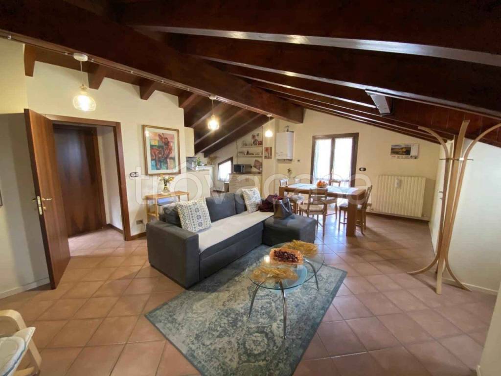 appartamento in vendita a Castelnovo ne' Monti