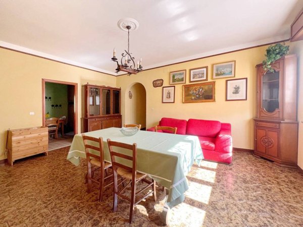appartamento in vendita a Castelnovo ne' Monti